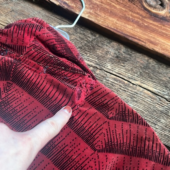 Vintage velvet double breasted house coat belted with tassels - Picture 12 of 15